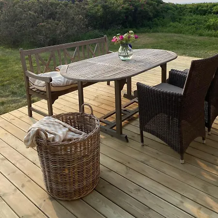 Semesterbostad Large Bright Summerhouse Close To The Sea And Beaches Lønstrup