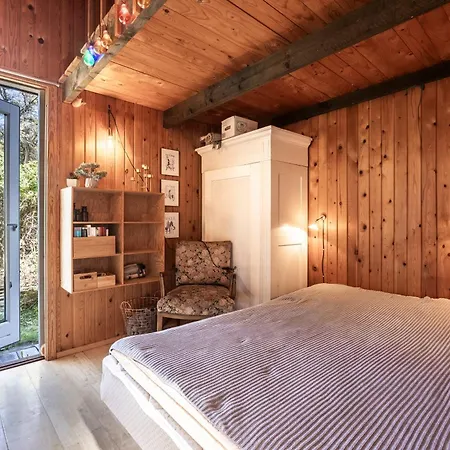Large Bright Summerhouse With Sea View And Close To The Ocean Casa de Férias Lønstrup