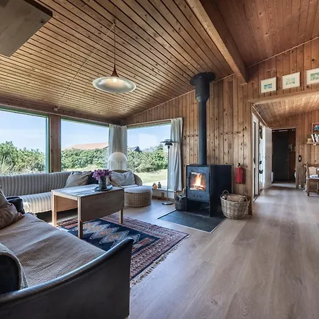Large Bright Summerhouse With Sea View And Close To The Ocean * Lønstrup
